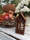 Gartendeko Häuschen mit Herz und Ring Windlicht Gartenlicht Gartendeko zum Stellen Metall Rost Deko 17cm hoch