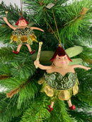 Pummelelfe Baumschmuck Figur Dicke Elfe mini Fee gold-grün Hänger Ostern Frühling Weihnachten 8cm