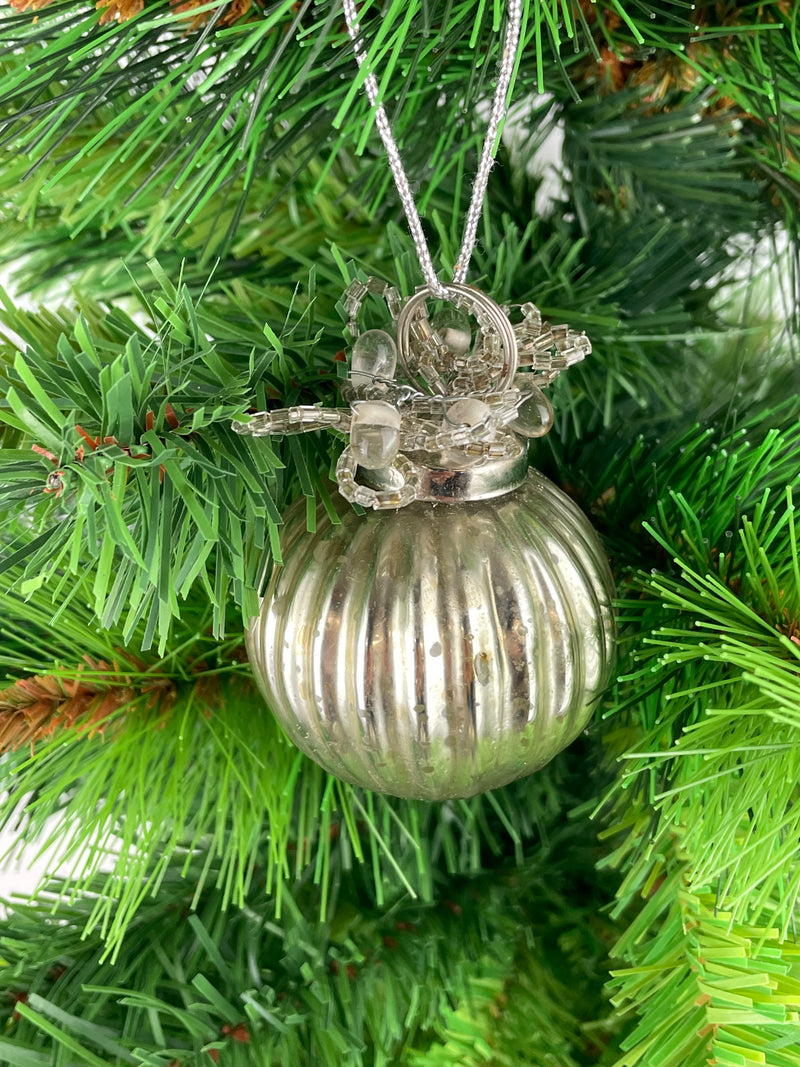 Kugel SANI Weihnachtsbaum Christbaum Weihnachtskugel antik silber mit Perlen gefärbtes Glas Christbaumschmuck Kugel Weihnachtsbaum Weihnachten Hänger 5cm