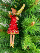 Christbaumschmuck Engel in einem rot-silber-goldenen Kleid und Bäumchen Baumschmuck 15cm