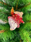 Christbaumschmuck Figur "Schwein mit Flügeln und Stern" Hänger weiß-rot-rosa Weihnachten 9,5 cm hoch