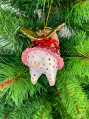 Christbaumschmuck Figur "Schwein mit Flügeln und Stern" Hänger weiß-rot-rosa Weihnachten 9,5 cm hoch