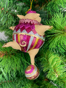 Christbaumschmuck Figur Sportler Schwein auf Ball Fitnessstudio  handbemalt Weihnachten Baumschmuck Deko Hänger Christbaumschmuck 12,5 cm (pink-silber)