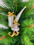 Kleiner Weihnachtsmann Elf Gabenträger Weihnachten Deko Anhänger Christbaumschmuck 13 cm Taupe Gold mit Geschenken