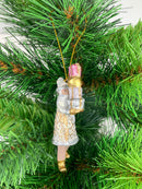 Kleiner Gabenträger Weihnachtsmann mit Geschenken mini Weihnachten Deko Hänger Christbaumschmuck 9 cm weiß-gold-silber