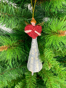 Christbaumschmuck Figur Engel mit rotem Herz in silber-cremefarbenem Kleid Baumschmuck 16cm