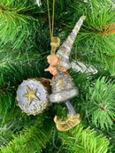 Kleiner Weihnachtsmann Elf  11 cm blau-Gold mit Pauke Gabenträger Weihnachten Deko Hänger Christbaumschmuck