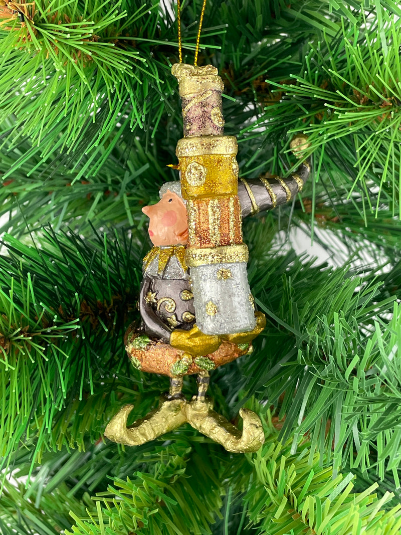 Kleiner Weihnachtsmann Elf Gabenträger Weihnachten Deko Anhänger Christbaumschmuck 11 cm braun-kupfer-gold mit Geschenken