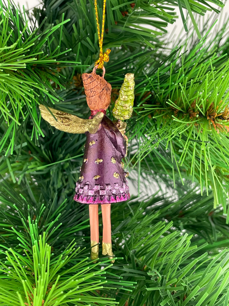 Kleiner Engel mit Weihnachtsbaum mini Weihnachten Deko Hänger Christbaumschmuck 8 cm lila gold
