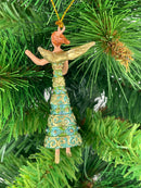 Kleiner Engel mit langem Kleid Musikengel mini Weihnachten Deko Hänger Christbaumschmuck 8 cm türkis-grün