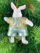 Hase in pastellblauer Hose mit Osterei Deko Hänger Ostern handbemalt Baumschmuck 10 cm