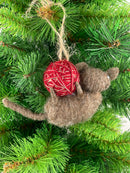 Christbaumschmuck Deko Hänger Filz Katze mit Wollknäuel braun rot weich B/H: 15cm/8cm leicht Weihnachten