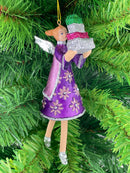 Christbaumschmuck  Engel in einem lila-rosa Kleid mit Geschenken Ornament Anhänger Baumschmuck 15cm