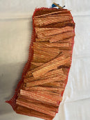 Anmachholz Anzündholz Kaminholz Feuerholz ofenfertig zum Anfeuern Kastanien- und Zedernholz