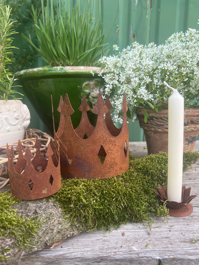 Gartendeko Krone offen zum Hinstellen klein Metall Rost Deko