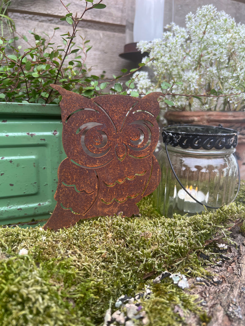 Gartendeko Eule mit Dorn Schraube zum Befestigen Baumtier Metall Rost Deko
