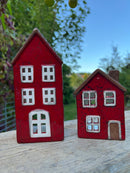 Haus Keramikhaus Keramik Windlicht Dekoration Häuschen Weihnachten dunkelrot/braun in zwei Größen