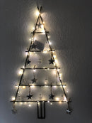 Tannenbaum zum Aufhängen aus Metall mit Haken für Zierschmuck in schwarz Weihnachten flach Wanddekoration 80cm hoch x 40cm breit