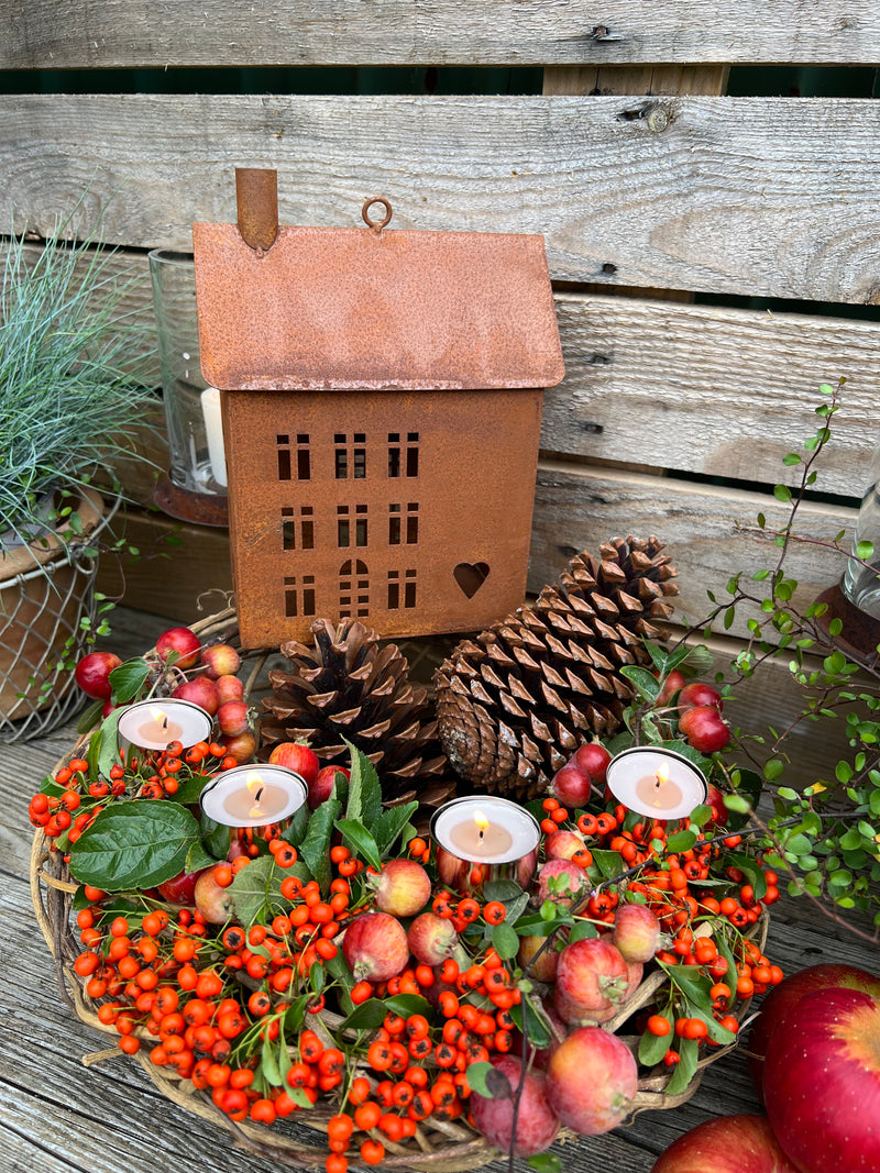Gartendeko Haus rechteckig mit Ring Laterne Gartenlicht Gartendeko zum Stellen oder Hängen Metall Rost Deko 23cm hoch