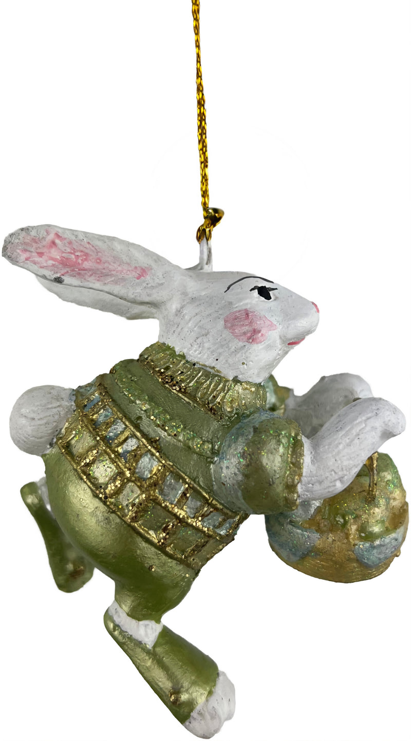 Hase hellgrün mit Korb mit Ostereiern Deko Hänger Ostern handbemalt Baumschmuck 8 cm