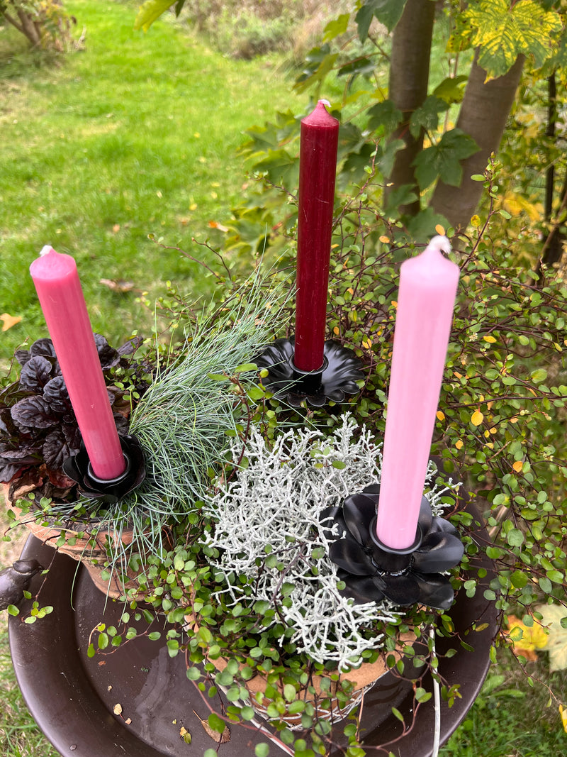 Kerzenhalter Blume für Stabkerzen zum Stecken mit Stab Metall schwarz lackiert oder verrostet Advent Weihnachten Kranz