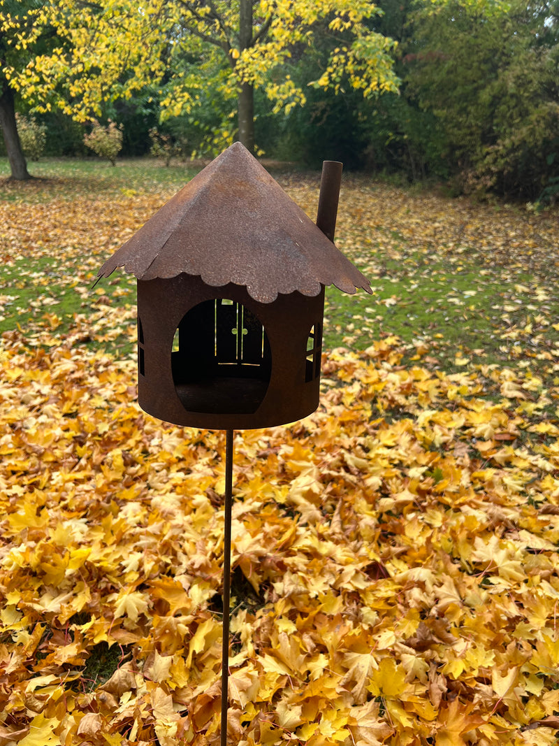 Hexenhaus rund Vogelhaus Futterstation Vogelfutter zum Stellen mit Stab Metall Rost Deko Durchmesser 28cm 145cm Gesamthöhe