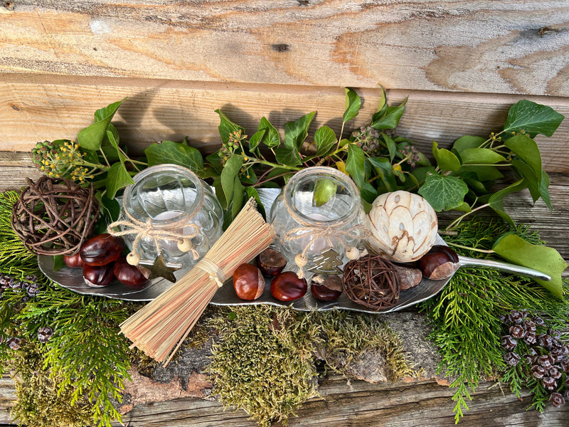 Schale Blatt Tablett silber Blattform aus Kunstharz dekoratives, zeitloses Design Serviertablett Dekoration L/B/H: 43/12/4 cm