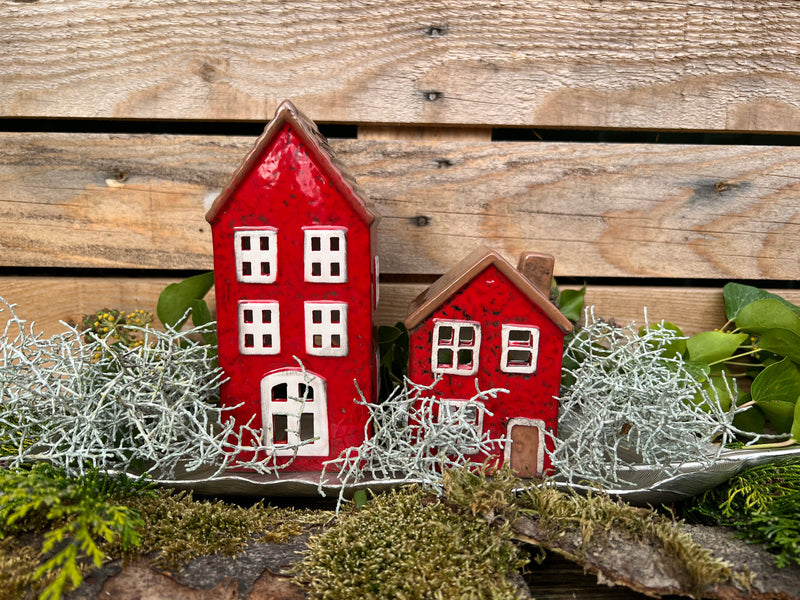 Haus Keramikhaus Keramik Windlicht Dekoration Häuschen Weihnachten dunkelrot/braun in zwei Größen
