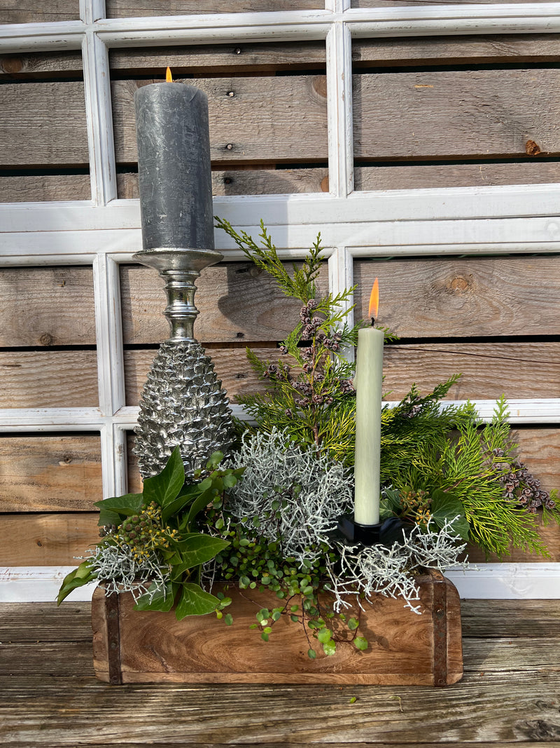 Kerzenhalter Kerzenständer Zapfen groß silberfarben Weihnachten elegant schick Kunstharz 38cm hoch