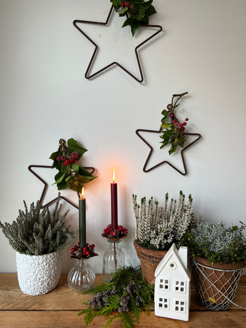 Kranz Zapfen Beeren rot braun für Gesteck Kerzenhalter Dekoration Herbst Advent Weihnachten 7cm Durchmesser