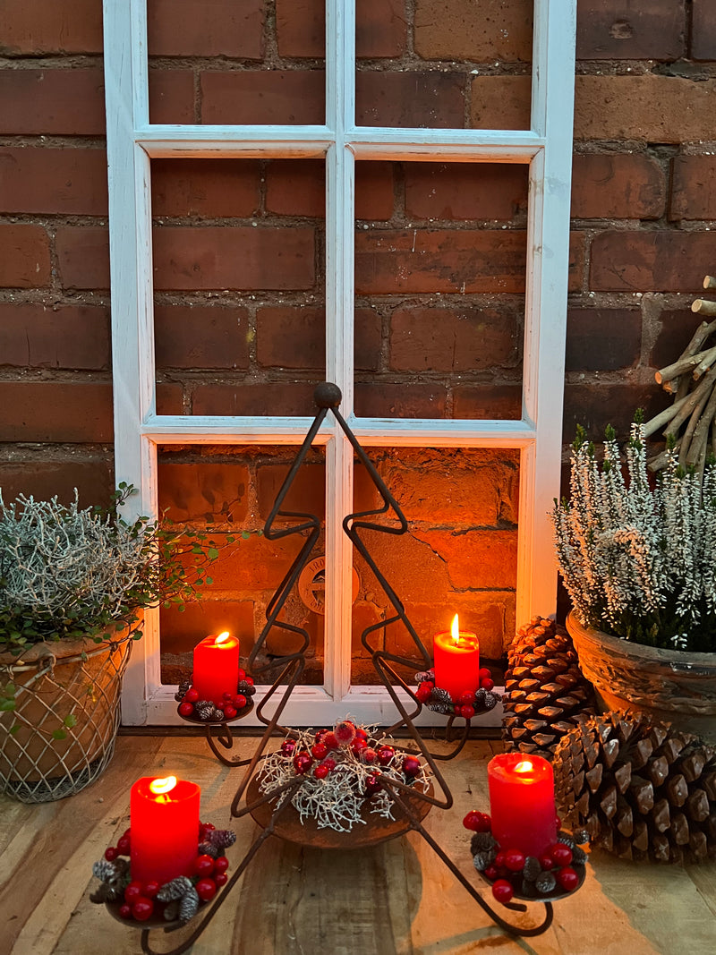 Adventskranz Kerzenhalter Tannenbaum zum Hinstellen Kerzenständer mit 4 Tellern für Kerzen aus Metall rostfarben Weihnachten Dekoration 36cm hoch x 39cm Durchmesser
