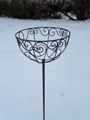 Pflanzschale BOCCAR Pflanzkorb Blumenschale auf Stab Blumentopfständer Pflanzgefäß halbrund Metall dunkelbraun lackiert mit Ständer und 2 Spießen H/dia 102/25 cm