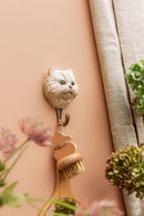 KLEIDERHAKEN PERSISCHE KATZE weiß Garderobe Wandhaken massiv Landhaus Vintage handgeschnitzt und handbemalt Holz und Metall-Haken 11,7cm hoch