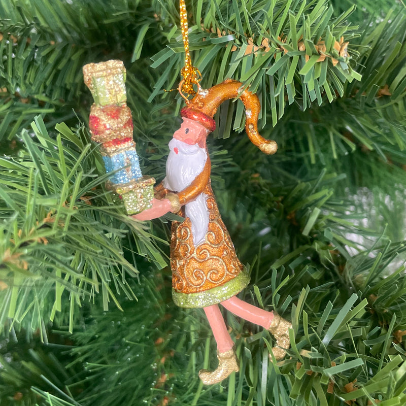 Kleiner Gabenträger Weihnachtsmann mit Geschenk mini Weihnachten Deko Hänger Christbaumschmuck 8 cm kupfer-gold