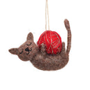 Christbaumschmuck Deko Hänger Filz Katze mit Wollknäuel braun rot weich B/H: 15cm/8cm leicht Weihnachten