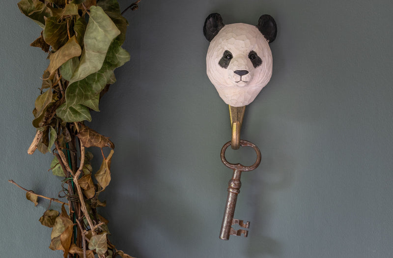 KLEIDERHAKEN PANDA Garderobe Wandhaken massiv Landhaus Vintage handgeschnitzt und handbemalt Holz und Metall-Haken 11cm hoch