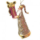 Weihnachtsmann in einem langen verzierten Mantel in taupe-gold Anhänger Weihnachten Ornament und einem Geschenk in pink 14 cm