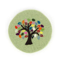 Topfuntersetzer aus Filz in sechs Farben TREE OF LIFE hitzebeständig handgefertigt Fairtrade rund Ø 21 cm x 1cm hoch